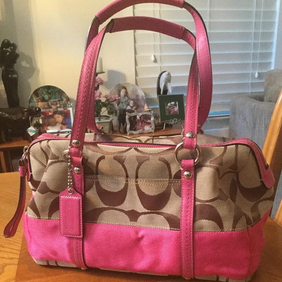 Authentic Coach Purse - Picture 3 of 8